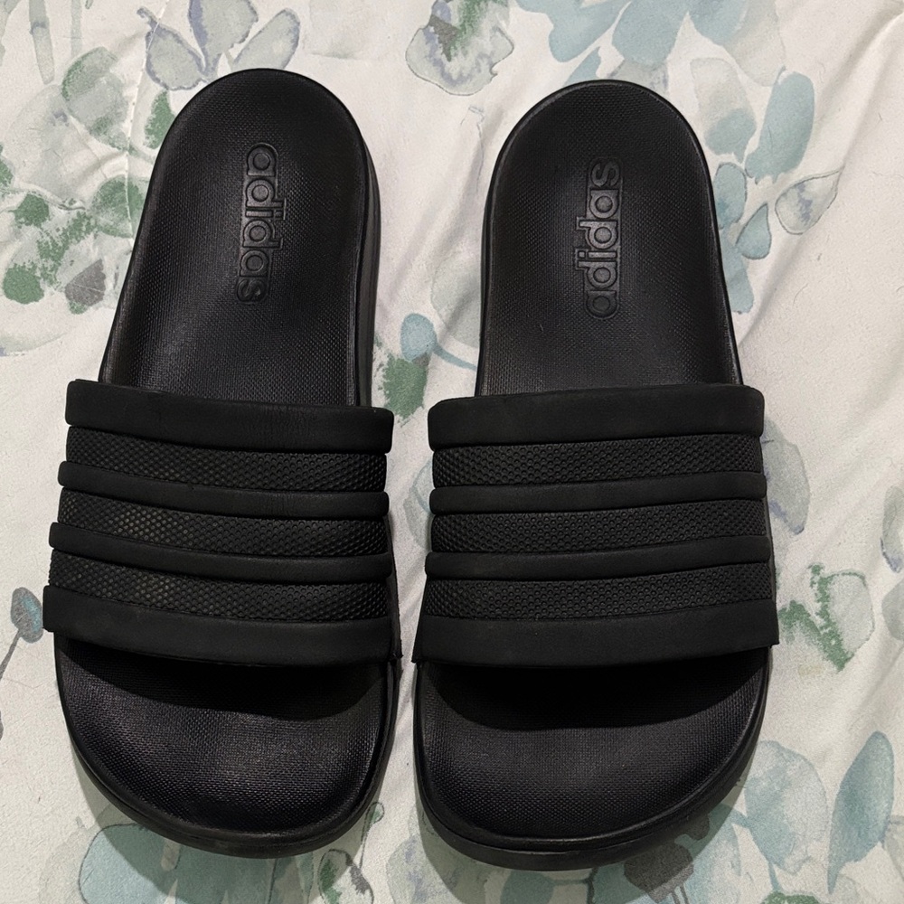 Adidas Women's Classic Black Slide Sandals -size 6